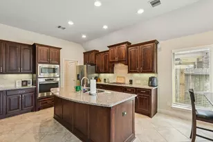 10018 Foggy River, Missouri City, TX 77459 - Photo 9