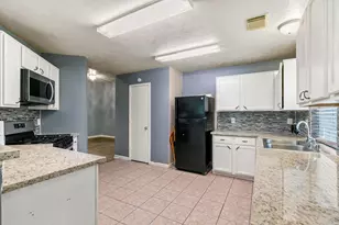 3906 Cyril Dr, Humble, TX 77396 - Photo 15