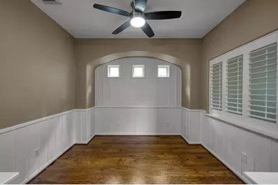10 N Flickering Sun Circle, The Woodlands, TX 77382 - Photo 7