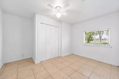 455 County Road 129B, Alvin, TX 77511 - Photo 7
