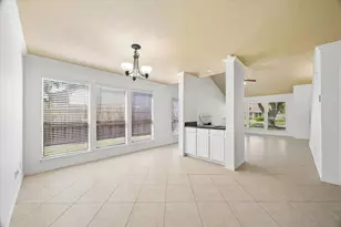 15714 Pipers View Dr, Houston, TX 77598 - Photo 11