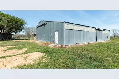27427 Highway 36, Damon, TX 77430 - Photo 15