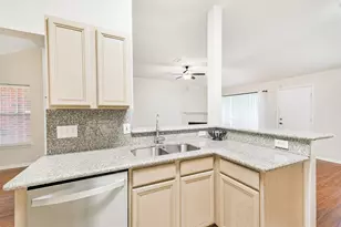 4119 Hermitage Hollow Ln Ln, Houston, TX 77339 - Photo 11