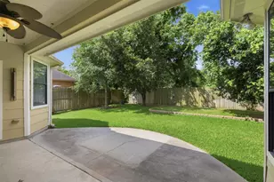 21115 Knight Quest Dr, Tomball, TX 77375 - Photo 37