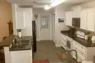 10 Clara Barton, Galveston, TX 77551 - Photo 5