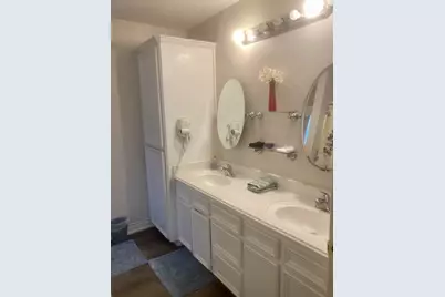 10 Clara Barton, Galveston, TX 77551 - Photo 11