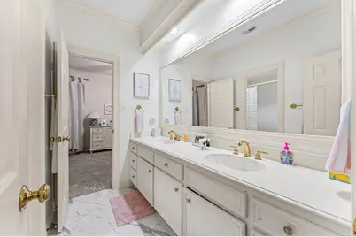 5826 Augusta Court, Houston, TX 77057 - Photo 19