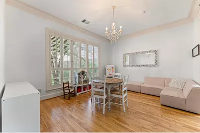 5826 Augusta Court, Houston, TX 77057 - Photo 7