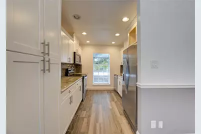 9809 Richmond Avenue #D5, Houston, TX 77042 - Photo 7