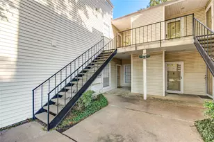9809 Richmond Ave, Houston, TX 77042 - Photo 35