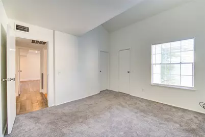 9809 Richmond Avenue #D5, Houston, TX 77042 - Photo 13