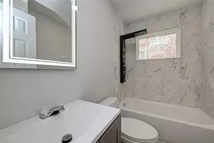 1747 Wroxton Ct, Houston, TX 77005 - Photo 11