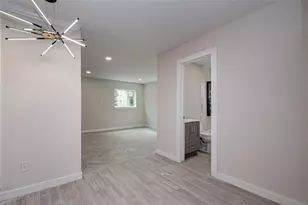 1747 Wroxton Ct, Houston, TX 77005 - Photo 7