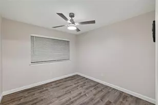 3413 Owens Dr, Dickinson, TX 77539 - Photo 13