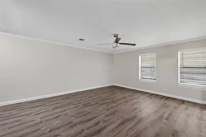 3413 Owens Drive, Dickinson, TX 77539 - Photo 5