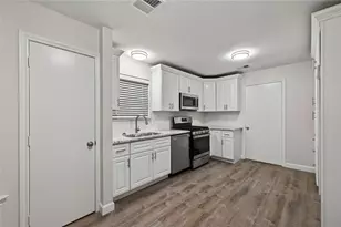 3413 Owens Dr, Dickinson, TX 77539 - Photo 7