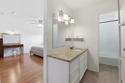 12625 Memorial Drive #51, Houston, TX 77024 - Photo 37