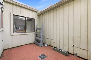 12625 Memorial Dr, Houston, TX 77024 - Photo 49