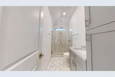4305 Rogers Street, Houston, TX 77022 - Photo 35
