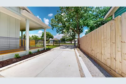 4305 Rogers Street, Houston, TX 77022 - Photo 39