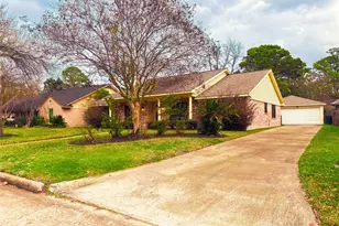 9702 Rocktree Dr, Houston, TX 77040 - Photo 39