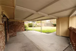 9702 Rocktree Dr, Houston, TX 77040 - Photo 37