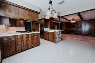 9702 Rocktree Dr, Houston, TX 77040 - Photo 13