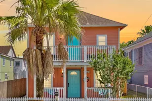 3905 Avenue L, Galveston, TX 77550 - Photo 1