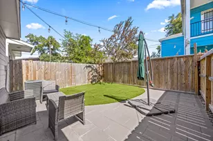 5712 Elysian St, Houston, TX 77009 - Photo 21