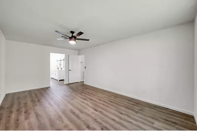 155 Rushwing Place, The Woodlands, TX 77381 - Photo 21