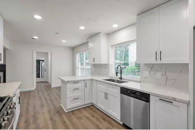 155 Rushwing Place, The Woodlands, TX 77381 - Photo 15
