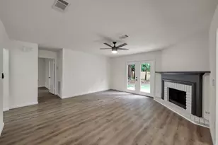 155 Rushwing Pl, The Woodlands, TX 77381 - Photo 7