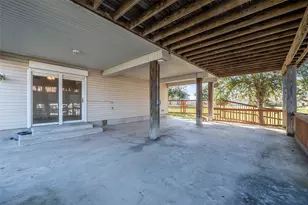 12840 E Camino Famoso, Galveston, TX 77554 - Photo 19