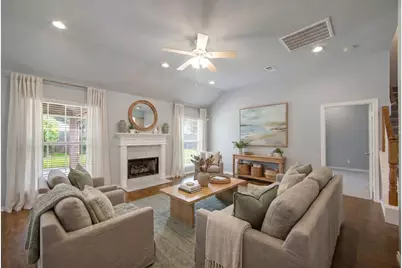 9854 Meadow Bend Lane, Houston, TX 77065 - Photo 13