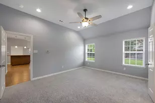 9854 Meadow Bend Ln, Houston, TX 77065 - Photo 19