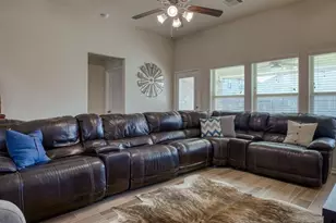 32659 Timber Point Dr, Brookshire, TX 77423 - Photo 3