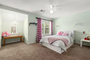 10230 E Summit Canyon Dr, Houston, TX 77095 - Photo 25