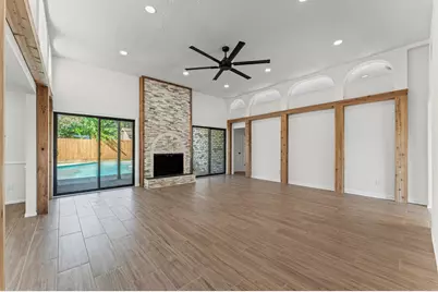 5634 Jason Street, Houston, TX 77096 - Photo 9