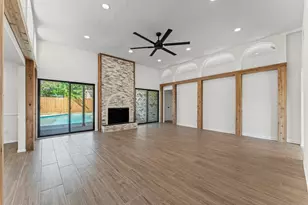 5634 Jason St, Houston, TX 77096 - Photo 9