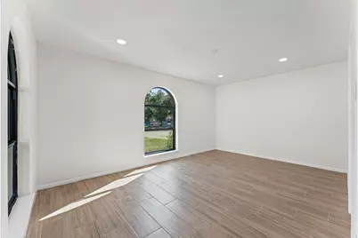 5634 Jason Street, Houston, TX 77096 - Photo 11