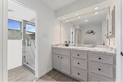 5634 Jason Street, Houston, TX 77096 - Photo 19