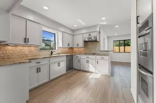 5634 Jason St, Houston, TX 77096 - Photo 13