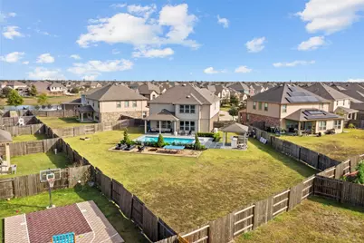 14112 Wedgewood Lakes Court, Pearland, TX 77584 - Photo 31