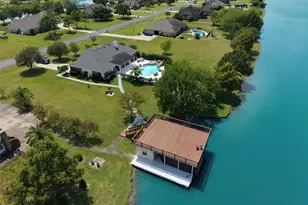 143 Lago Circle Dr N, Santa Fe, TX 77517 - Photo 1
