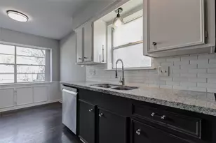 12710 Westleigh Dr, Houston, TX 77077 - Photo 9