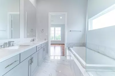 739 Bringhurst Street, Houston, TX 77020 - Photo 9