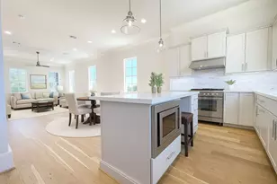 739 Bringhurst St, Houston, TX 77020 - Photo 1