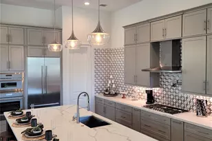 706 Delano St, Houston, TX 77003 - Photo 7