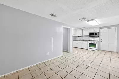 9629 Sunnywood Drive, Houston, TX 77038 - Photo 7