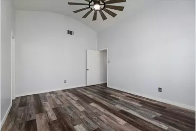 3106 Lee Circle Court, Pearland, TX 77581 - Photo 9